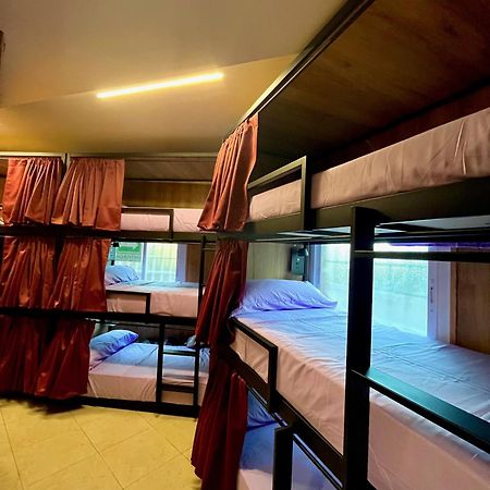 Hostel Vida Verde Мадрид Екстер'єр фото