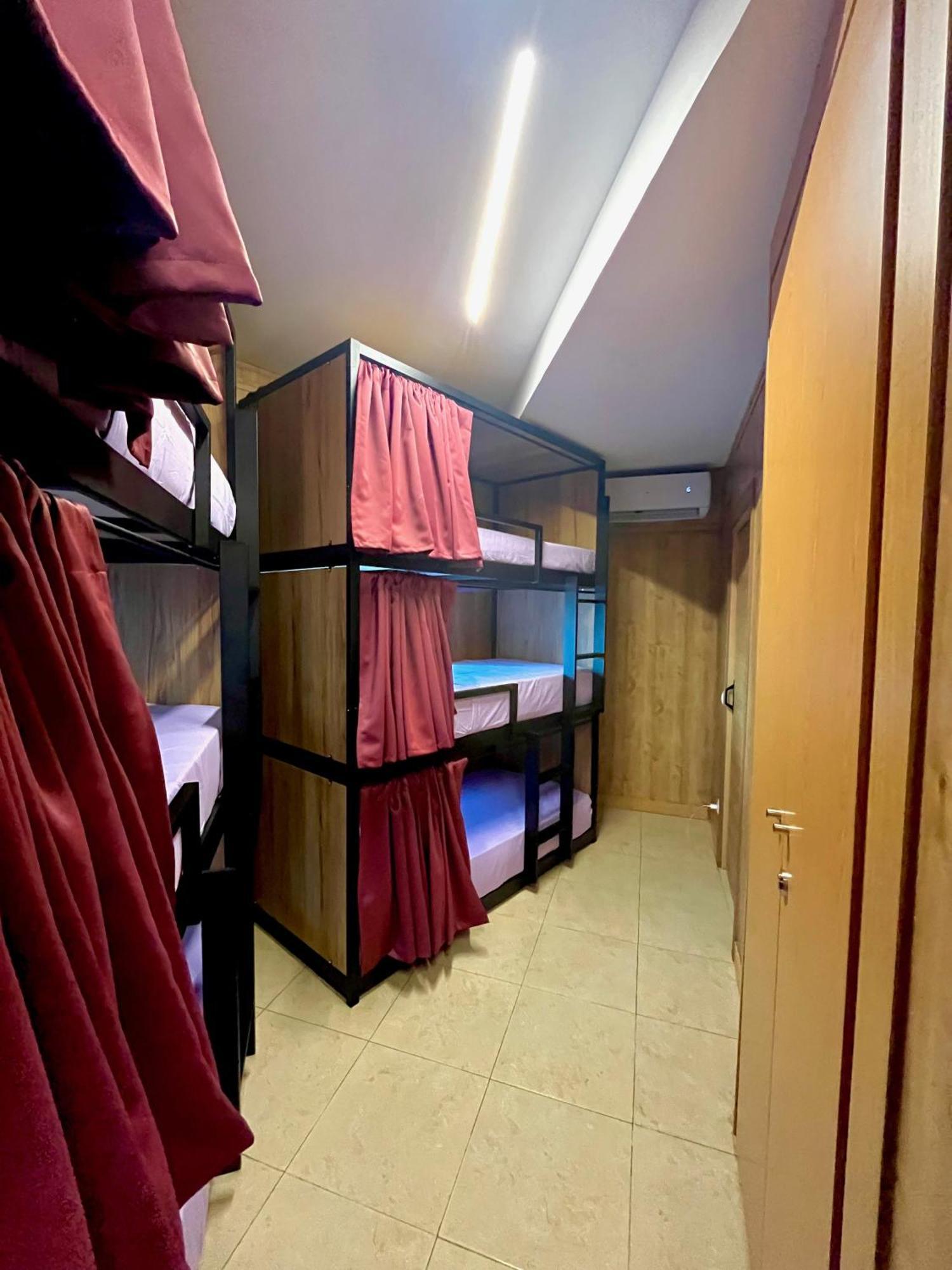 Hostel Vida Verde Мадрид Екстер'єр фото